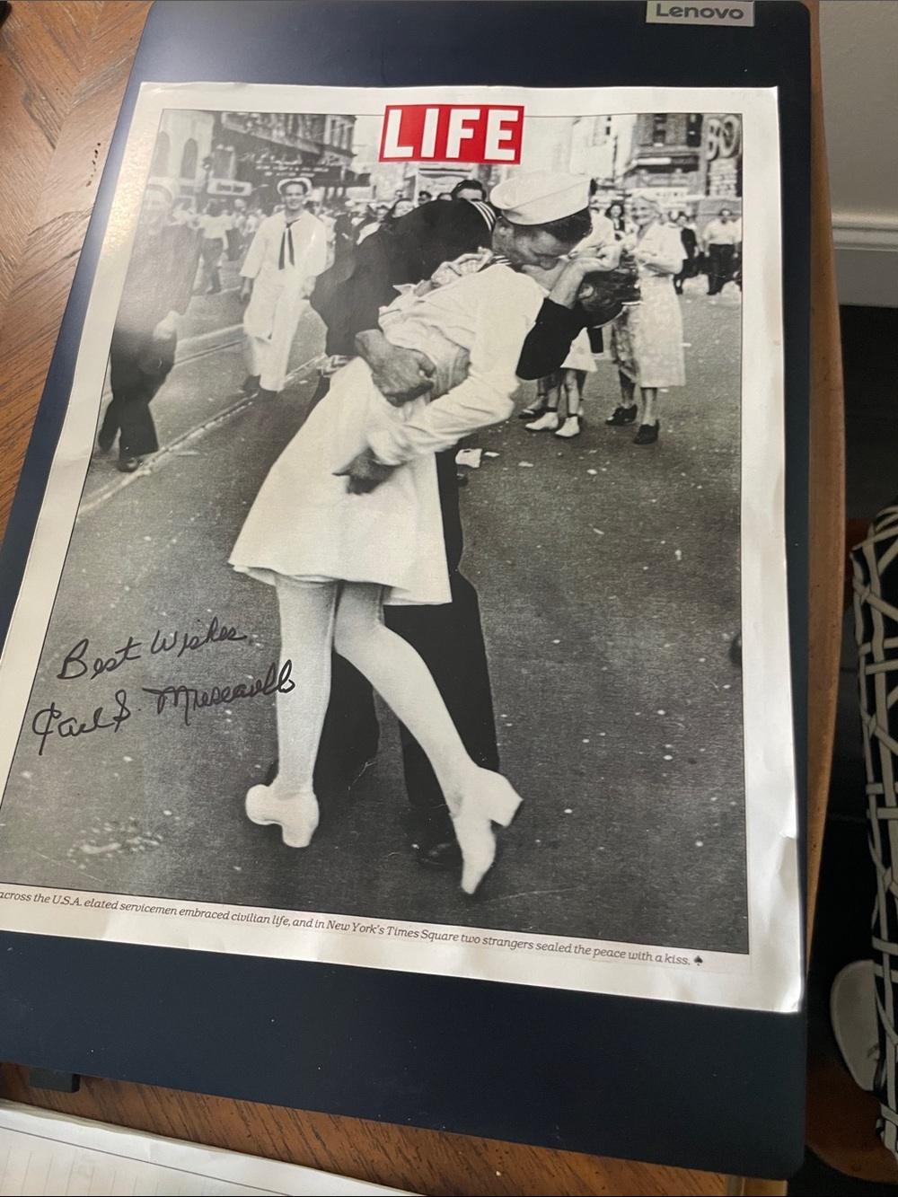 Black & White LIFE Iconic Kiss Print signed by the sailor.